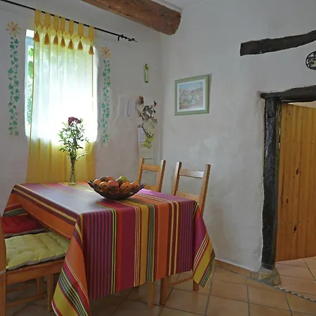 Villa Villa In Pyrenees With Stunning Mountain Views, Cleaning Included *